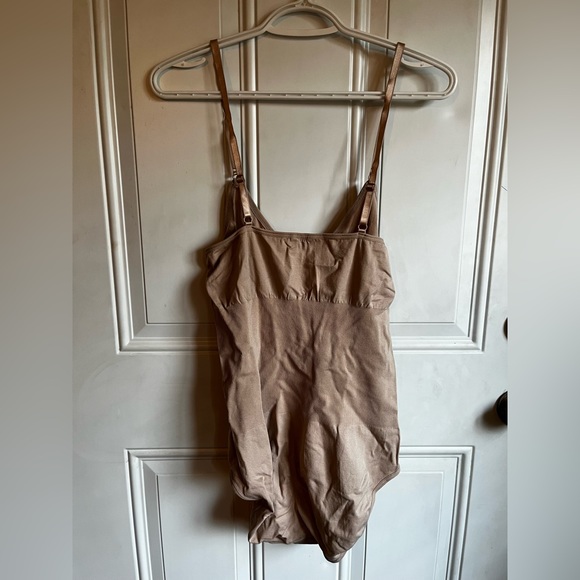 2XL Bodysuit Shapewear - Picture 8 of 10